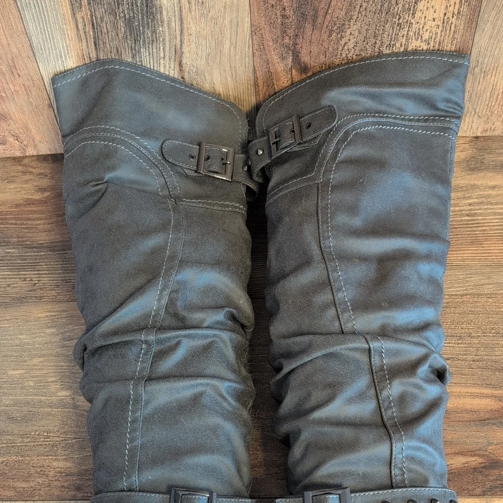 Just Fab Edlin Gray Over the Knee Boots 5.5 R193
